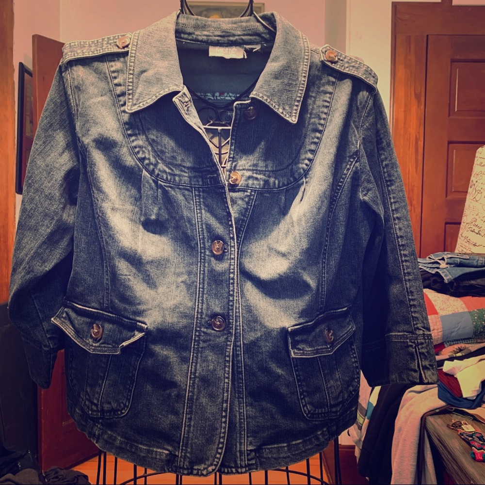 Functional Denim Cropped Jacket - for work or play